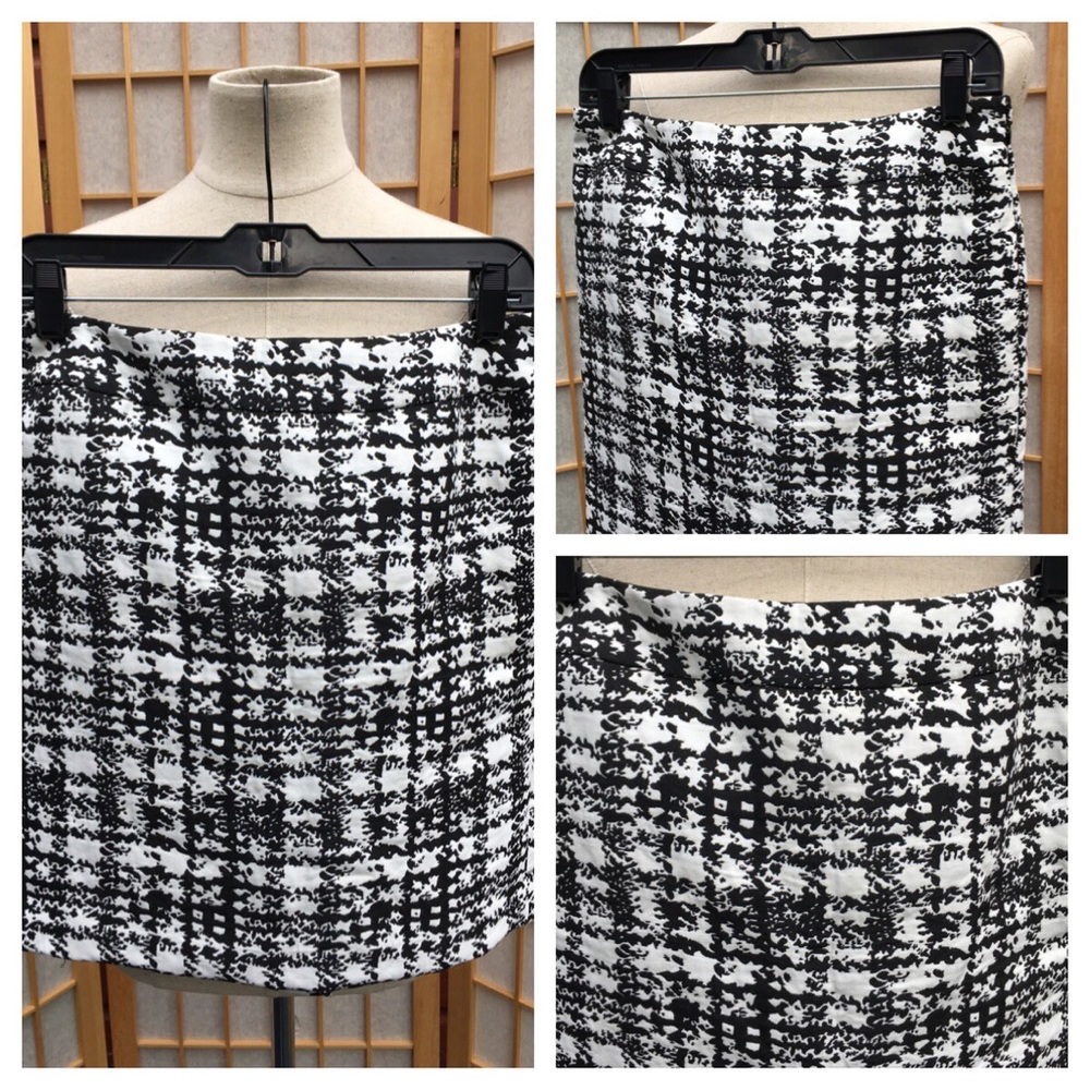 ⚫️ Ann Taylor Black & White Skirt